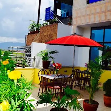 Hotel Regal Airport-3